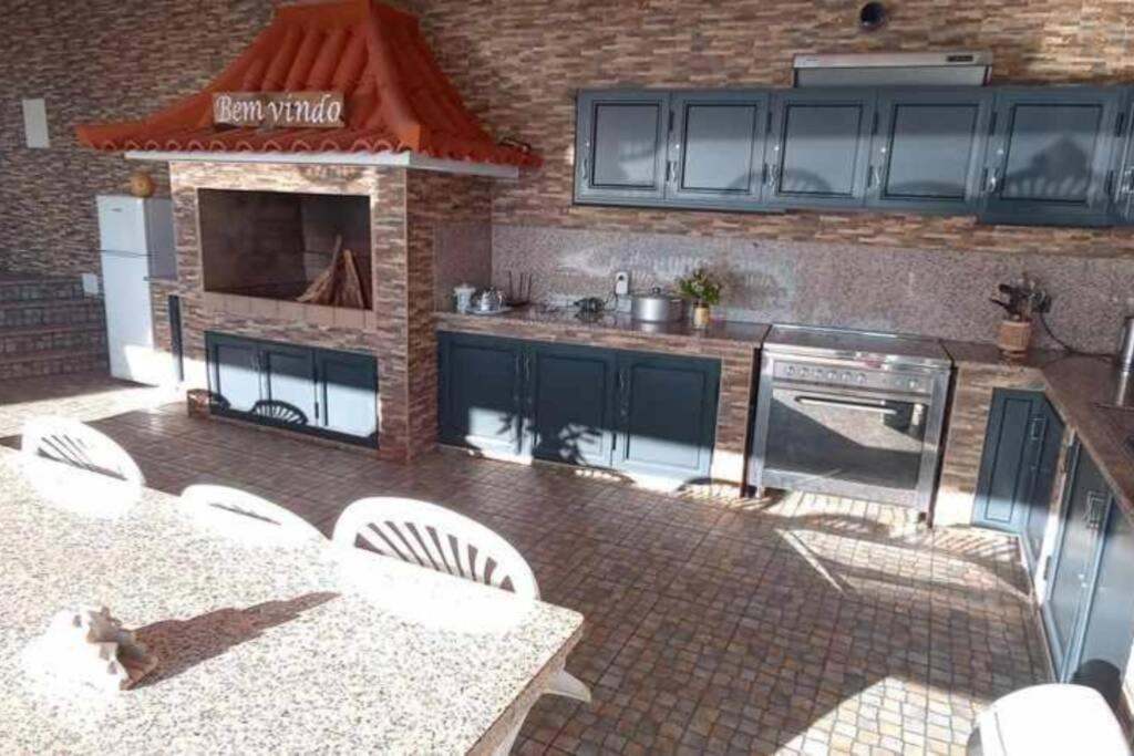 Arcos Grands Suites With Enormous And Private Pool. アルコ・ダ・カリェタ エクステリア 写真
